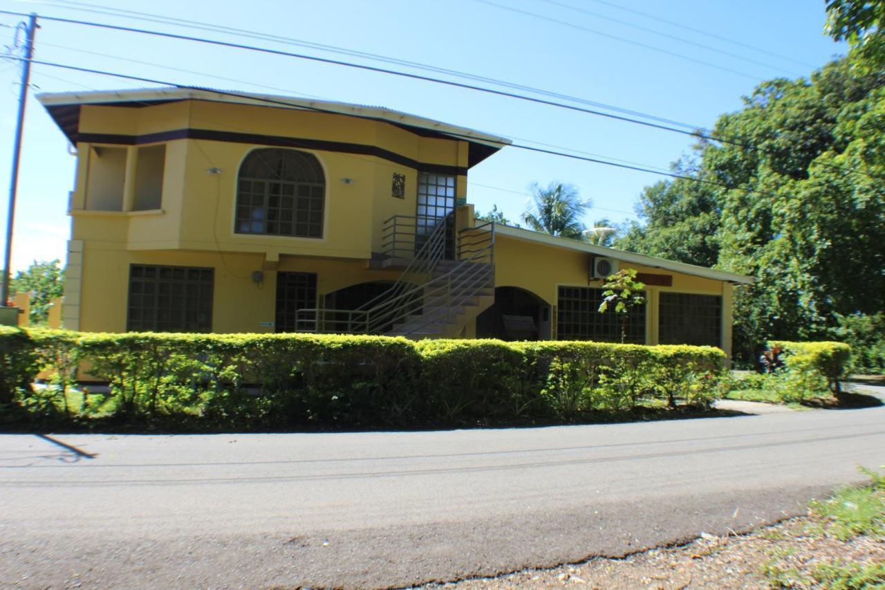 Native Abode Bed & Breakfast Bon Accord Village Exterior photo
